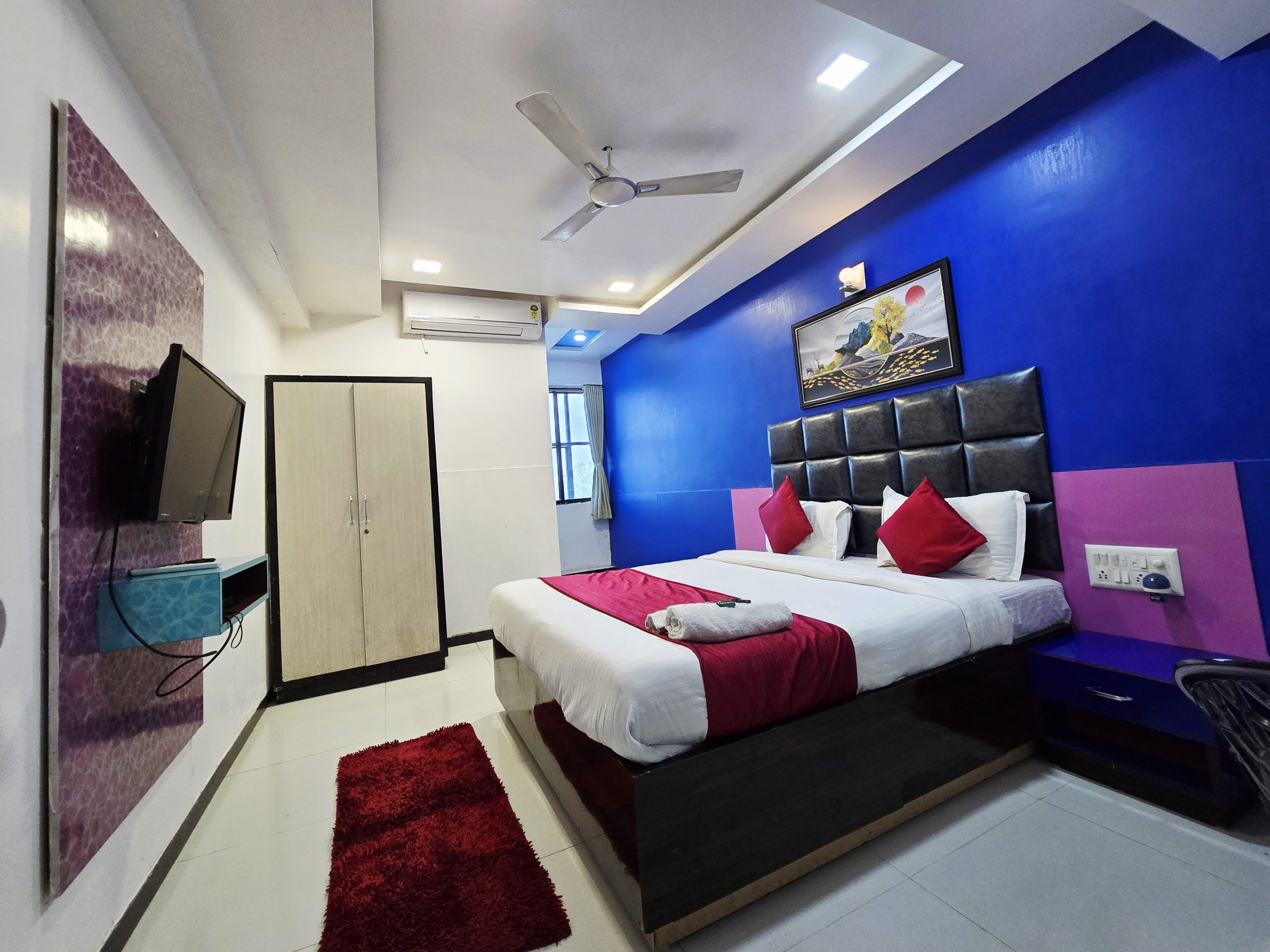 Deluxe Room By Hotel Point View
